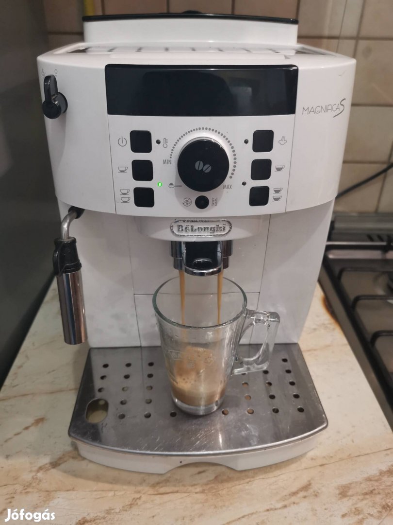 Delonghi magnifica S kávéfőző 