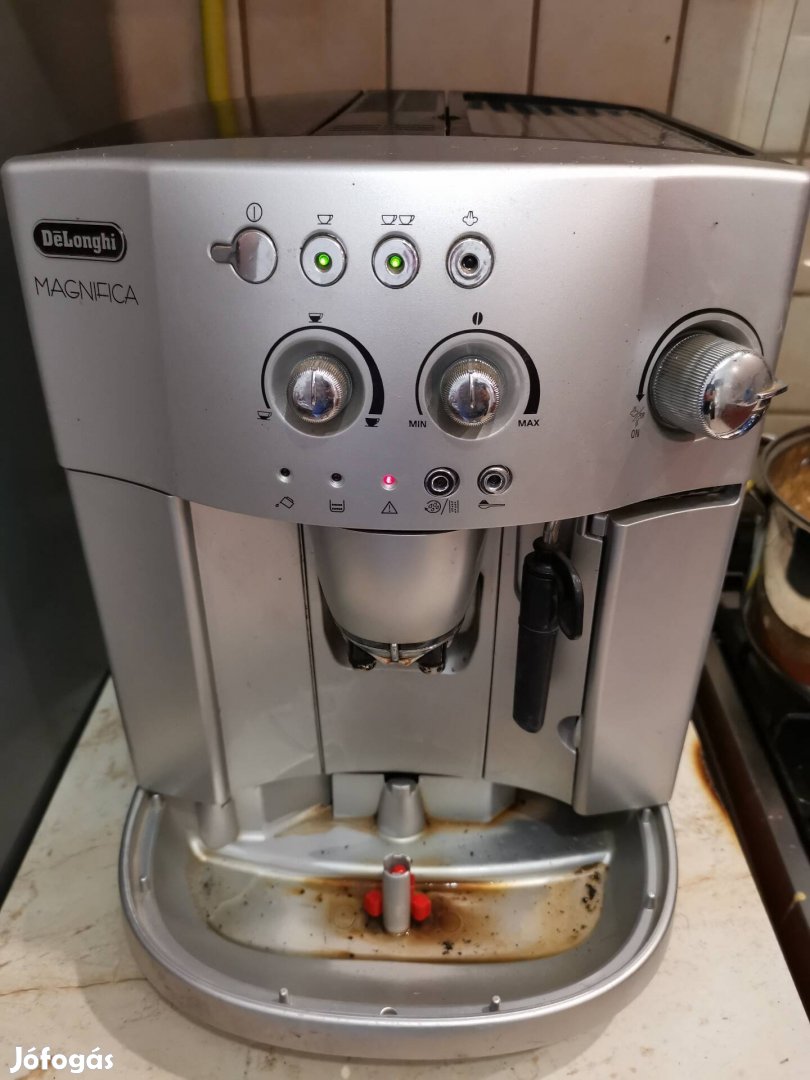 Delonghi magnifica kávéfőző 