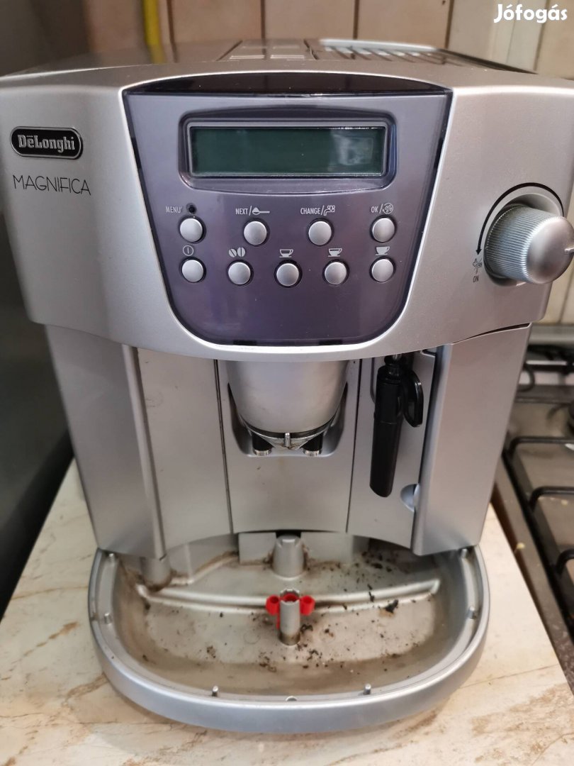 Delonghi magnifica kávéfőző 