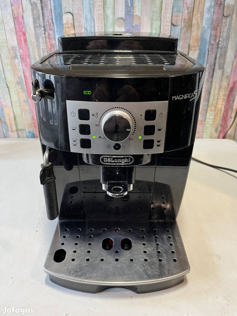 Delonghi magnifica s Kávégép #1