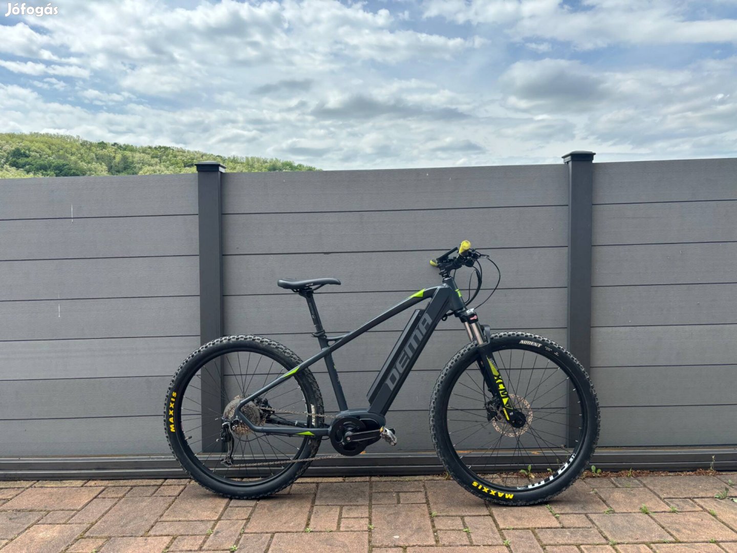 Dema E-Trail Max 600 27.5" Plus MTB trail elektromos kerékpár