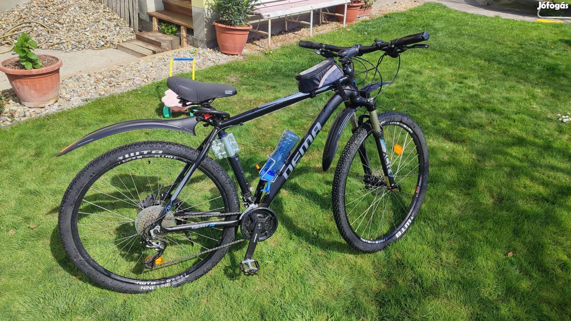 Dema Energy 7 MTB kerékpár