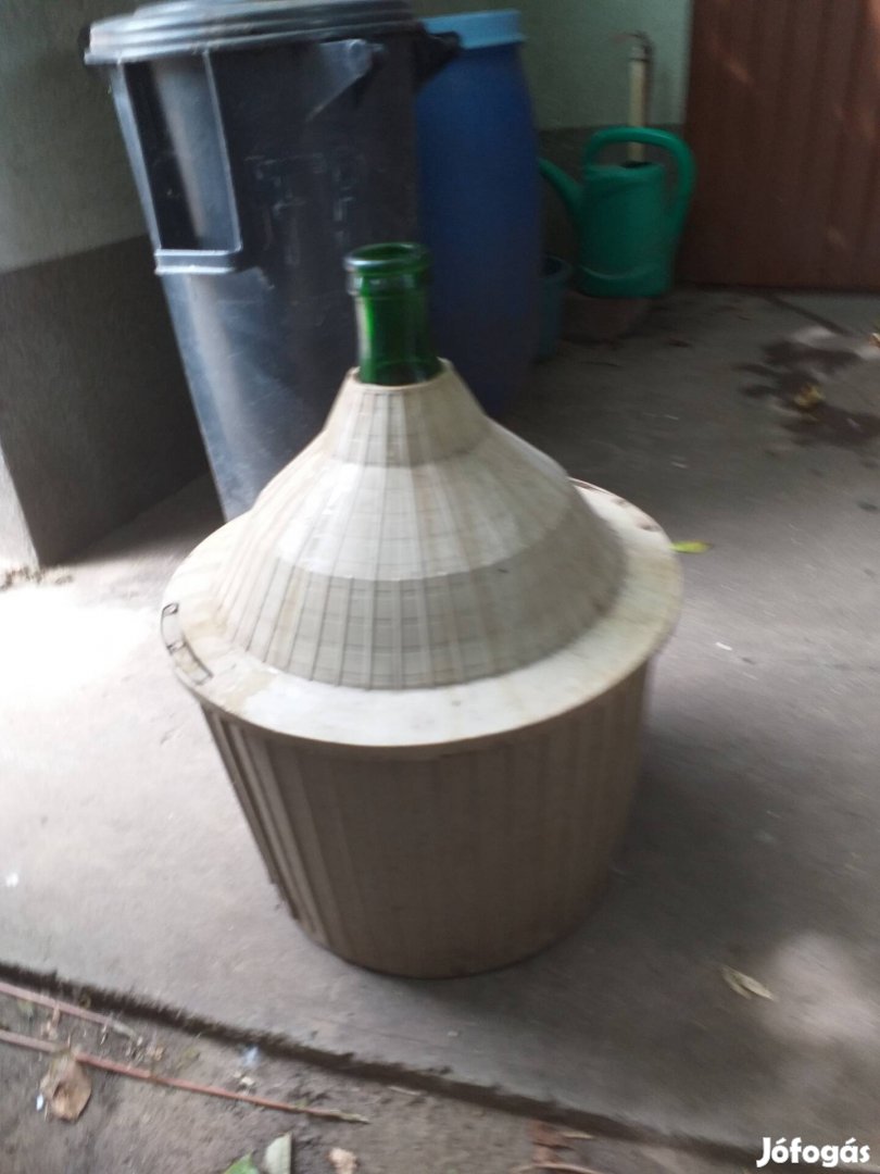 Demizson,ital tárolására. 55l.