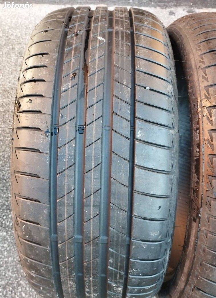 Demo 2db 225/40 18 Bridgestone nyári gumi r18 " dot22