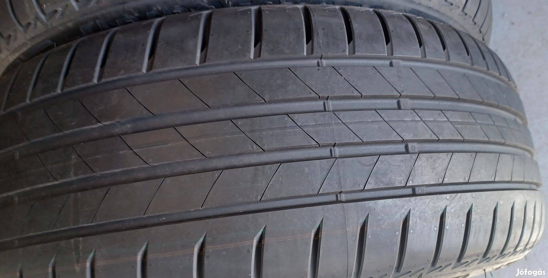 Demó Bridgestone Turanza T005 235/55 R18 nyári gumik 90e./4db