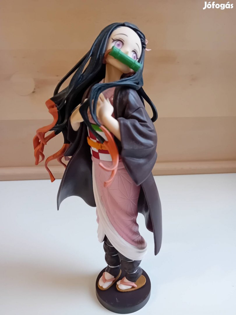 Demon Slayer -Nezuko Kamado figura (Kimetsu no yaiba)