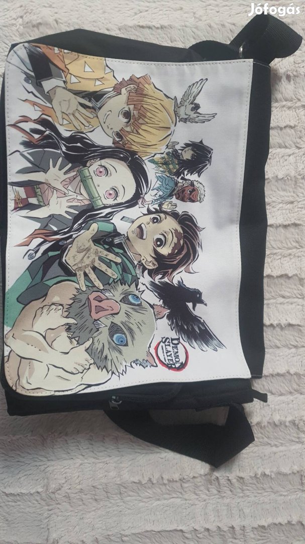 Demon slayer laptop, oldaltáska