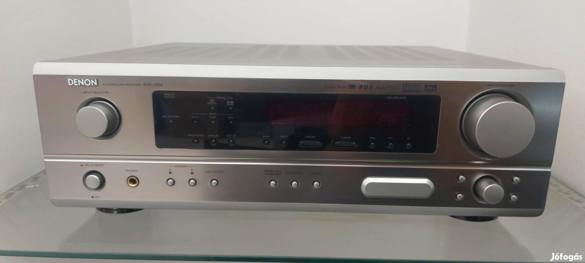 Denon AVR-1404 tökéletes műszaki és esztétikai állapotban