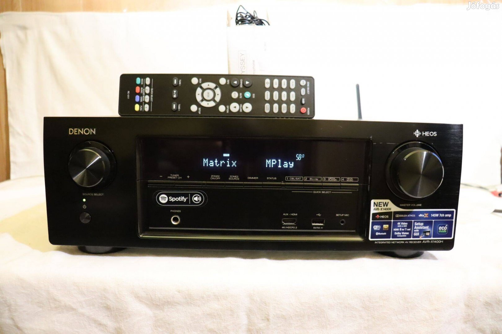 Denon AVR-X1400H 7.1 es házi mozi erősítő tartozékaival