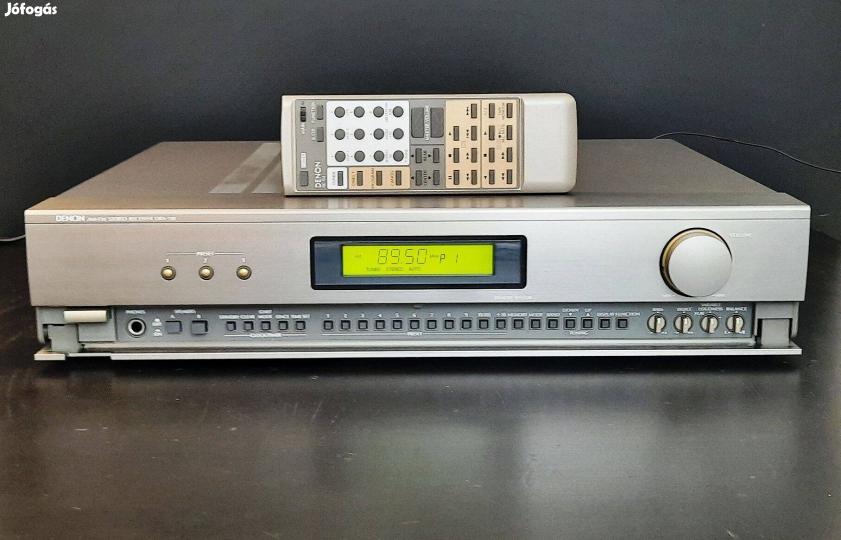 Denon DRA-210 subwoofer kimenetes sztereó receiver