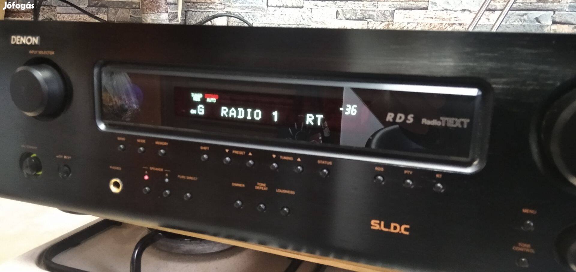 Denon DRA-500 AE rádiós rősitő