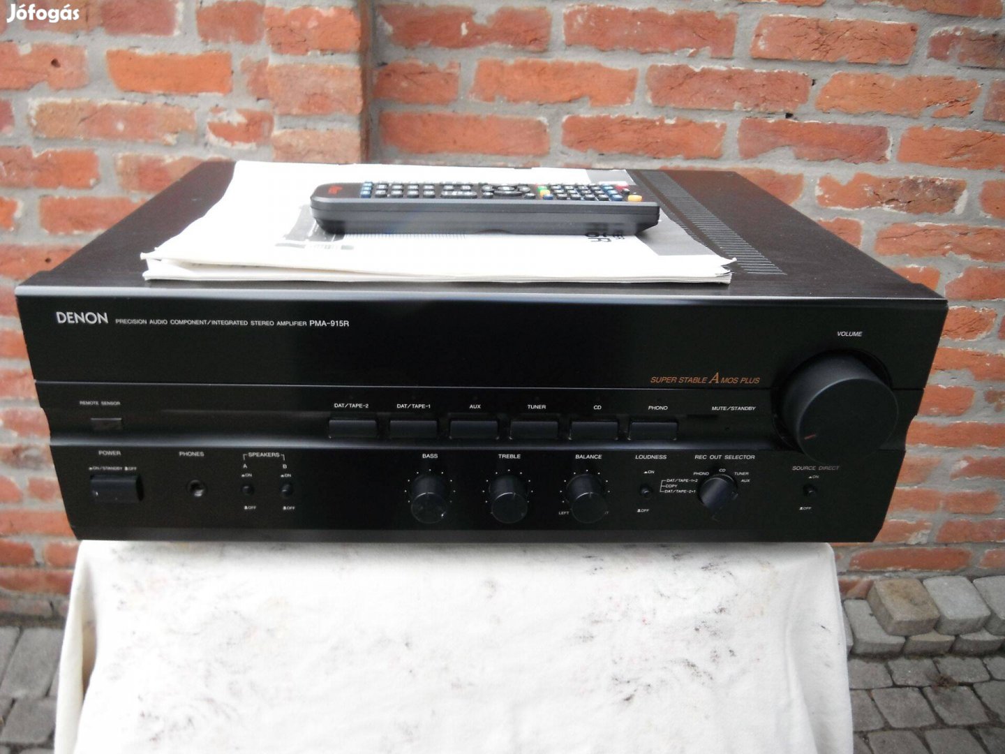 Denon PMA-915R erősítő távirányítóval
