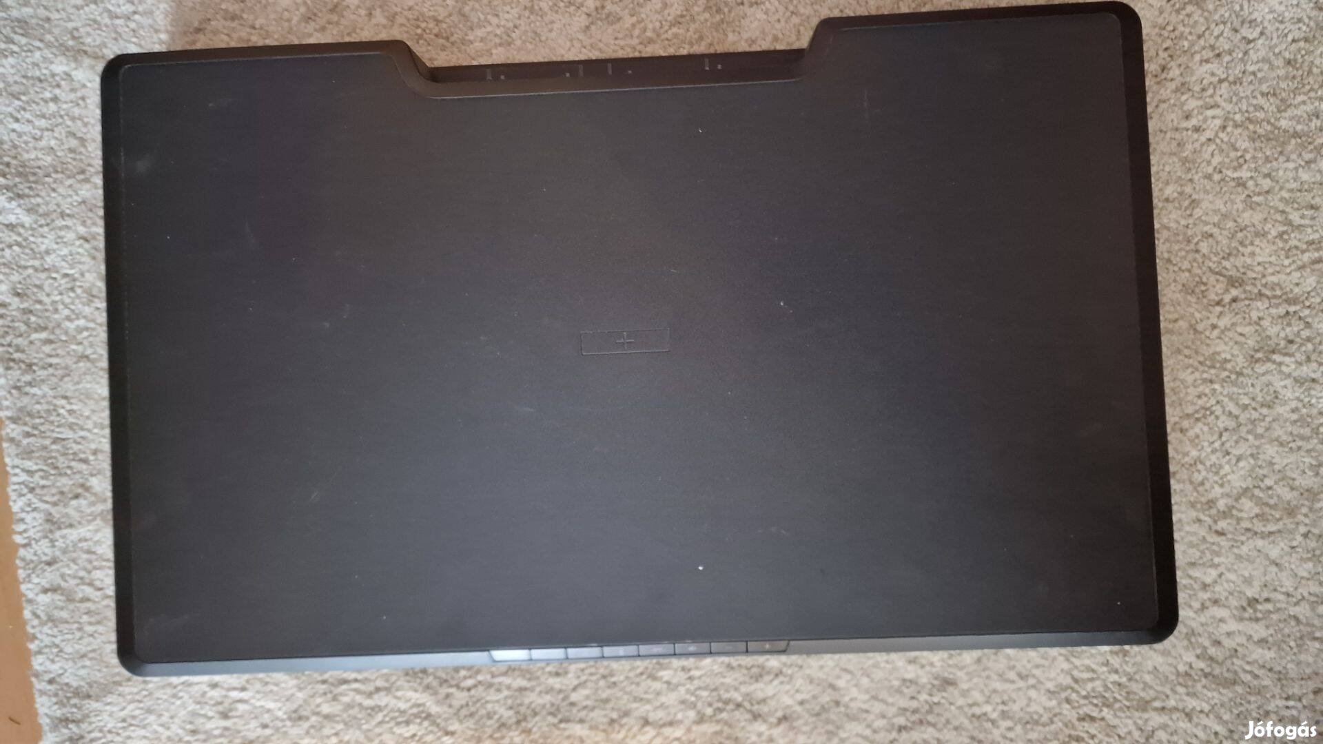 Denon dht t100 soundbar , hangprojektor. Bluetooth is van