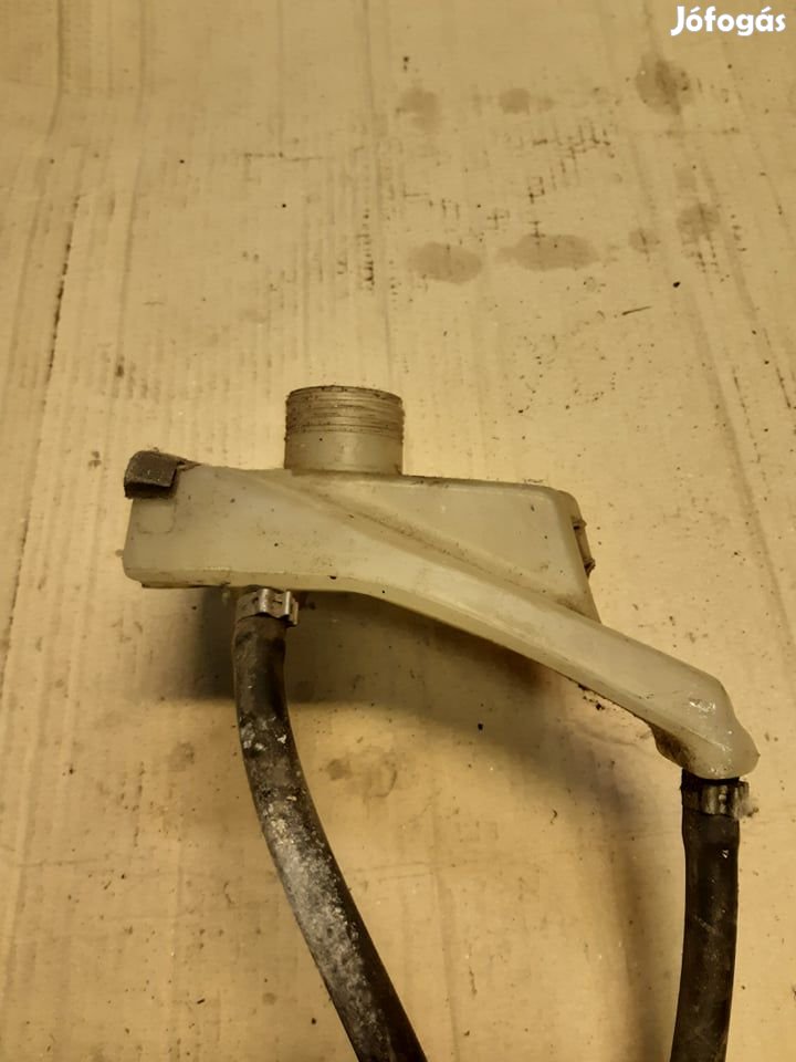 Derbi Atlantis/ Derbi paddock  Kiegyenlítő tartály