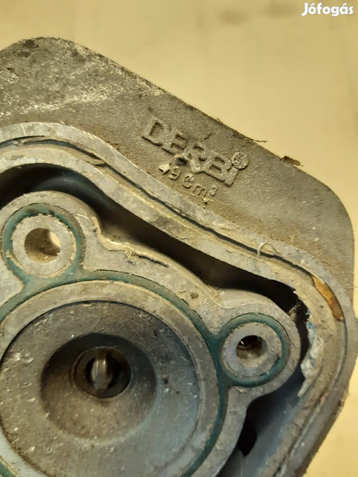 Derbi Atlantis/ Derbi paddock  hengerfej