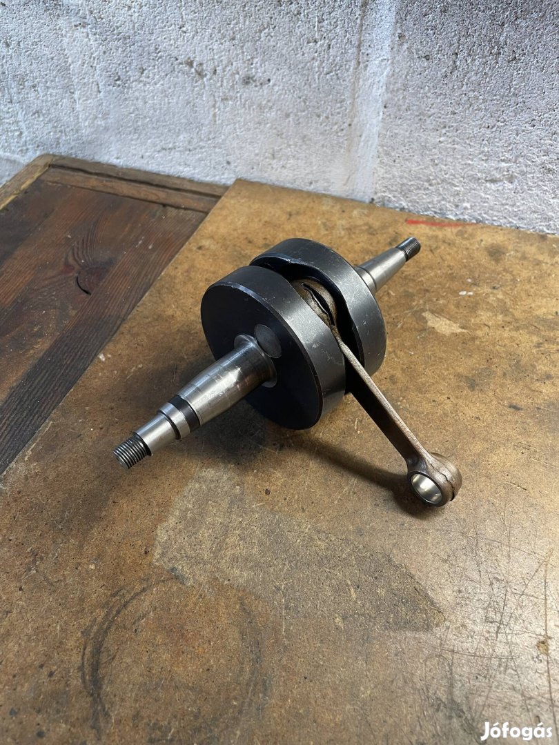 Derbi Senda D50B főtengely