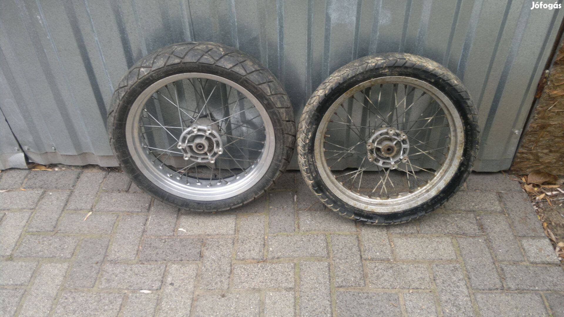 Derbi senda szupermoto elsö-hátso kerék