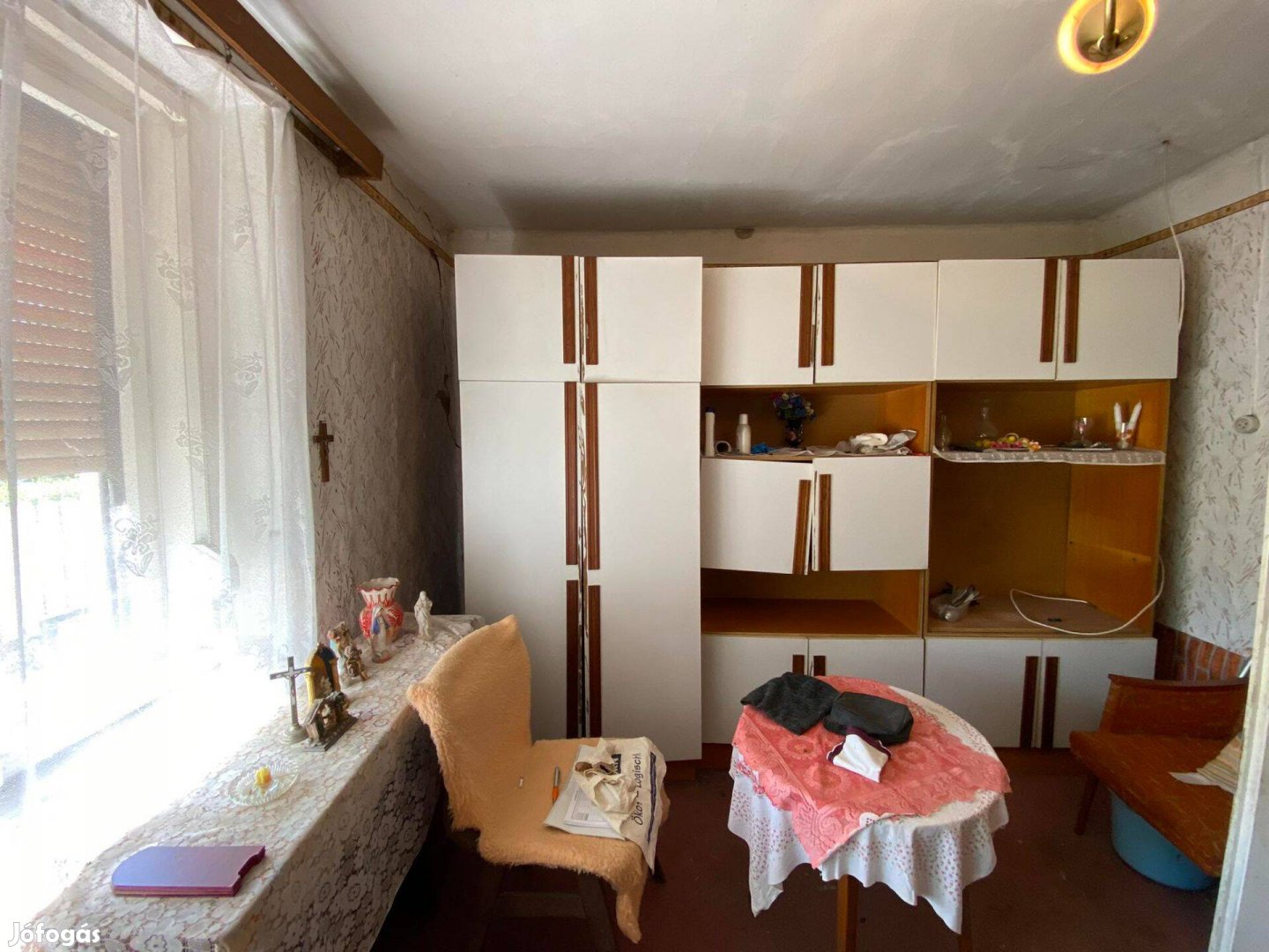 Derecske belvárosában eladó felújítandó családi ház!