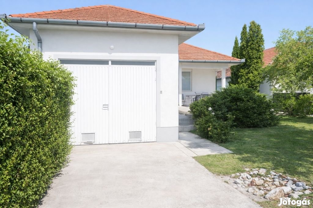 Derecskei eladó 87 nm-es ház