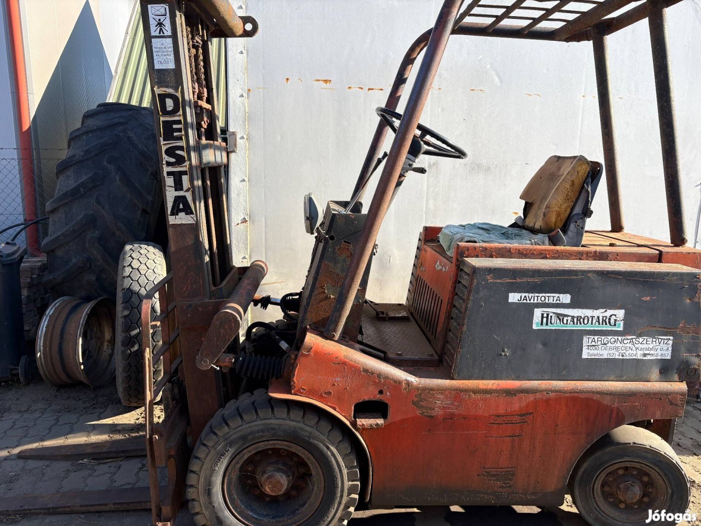 Desta targonca eladó