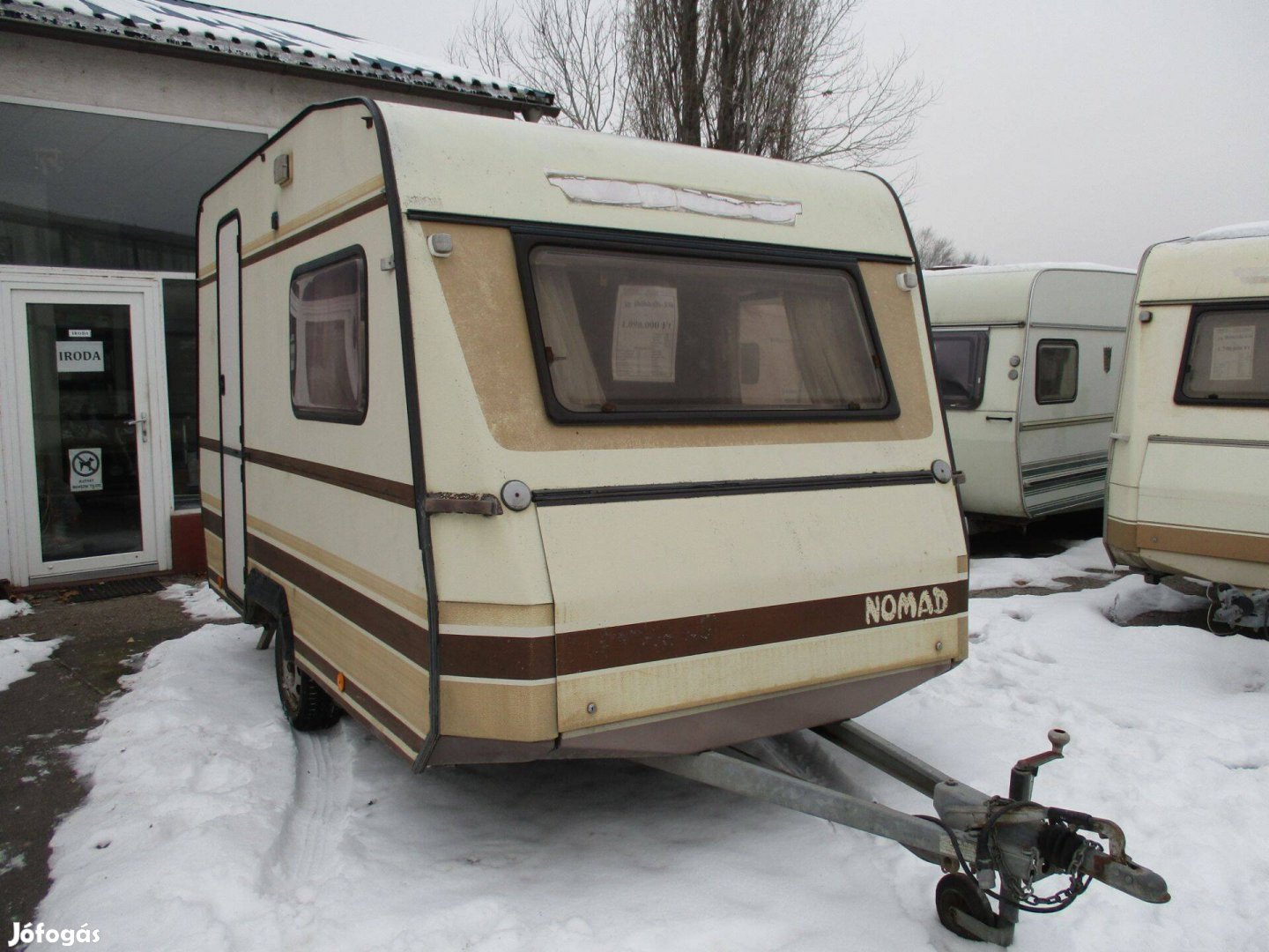 Dethleffs 350 rendszámos lakókocsi eladó Szavatol Kft Vác