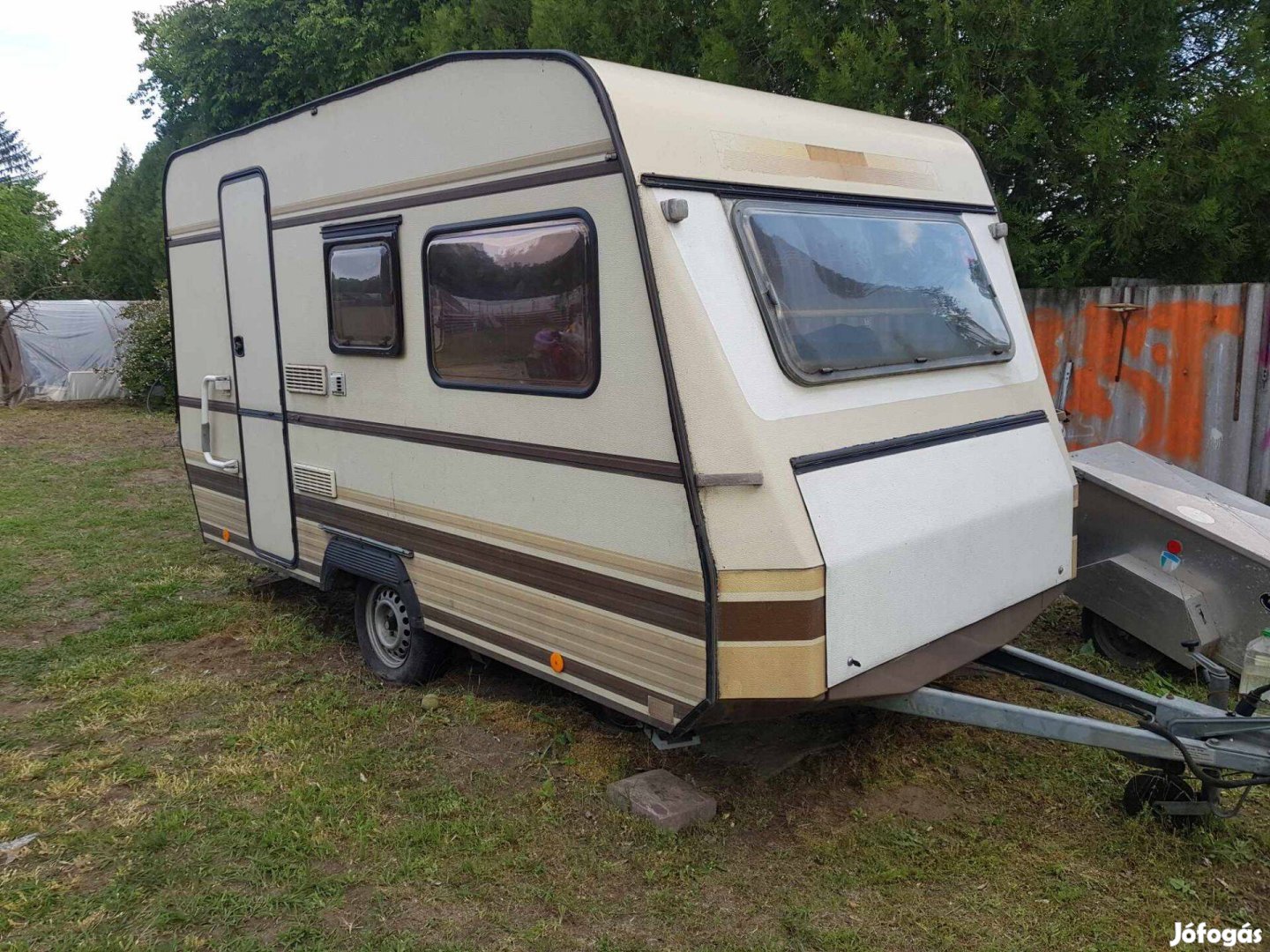 Dethleffs 430 lakokocsi friss műszaki, elősátor, zuhanyzó, mobil wc,