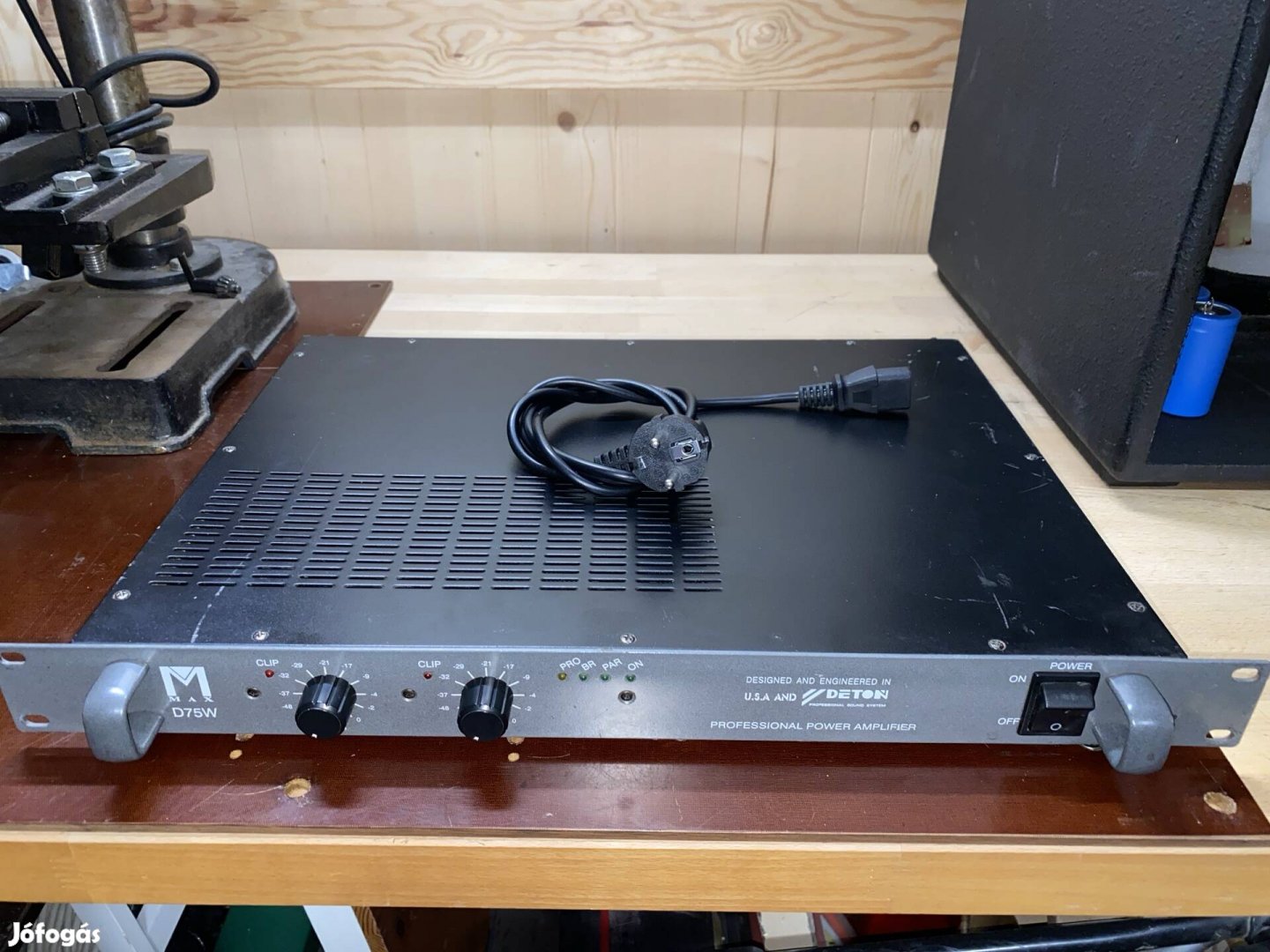 Deton D75W (The t.amp S75) 2x75W végfok