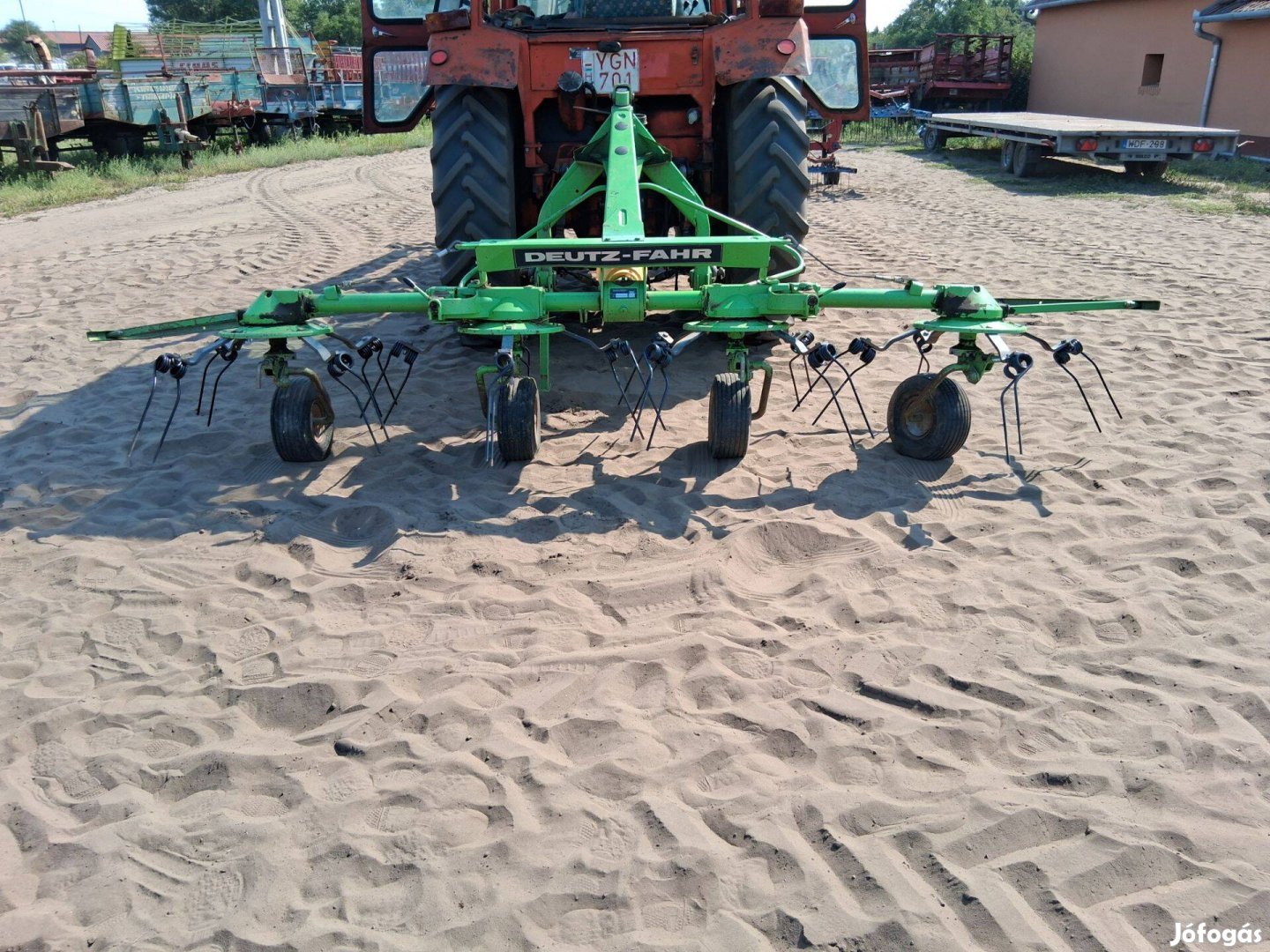 Deutz-Fahr KH 2.36 tip 360 cm széles renterítő rendkezelő