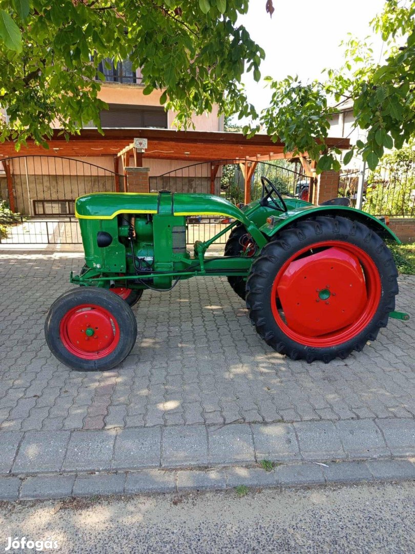 Deutz veterán traktor
