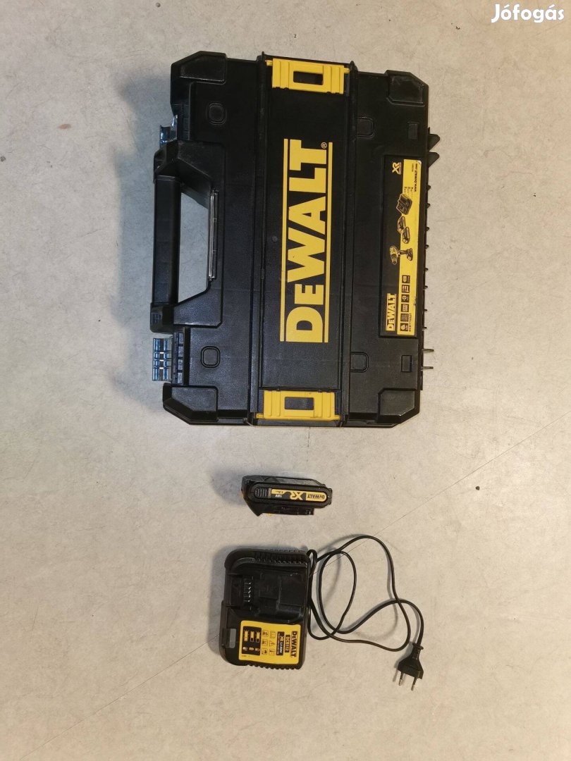 Dewalt 18V 1.5Ah akku töltővel és táskával