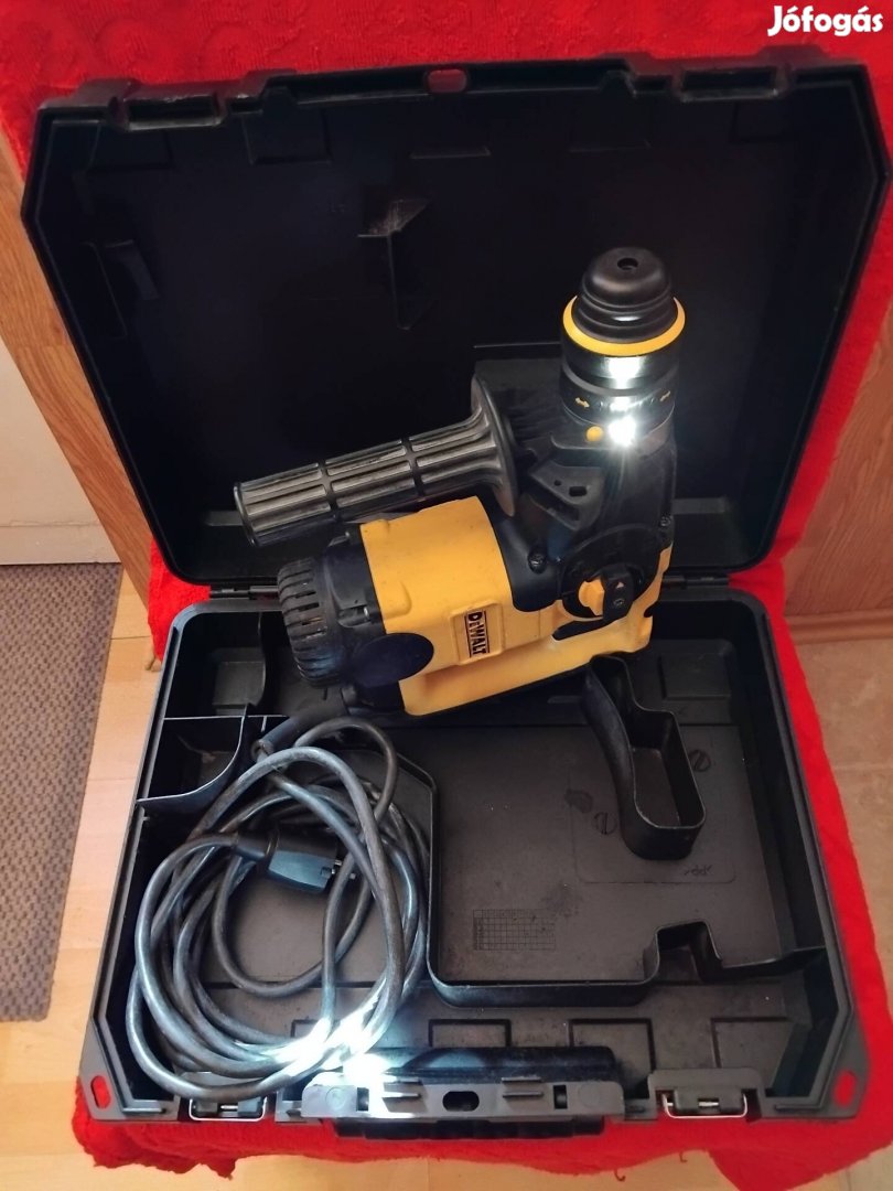 Dewalt D25314 sds plusz ütvefuro-véső