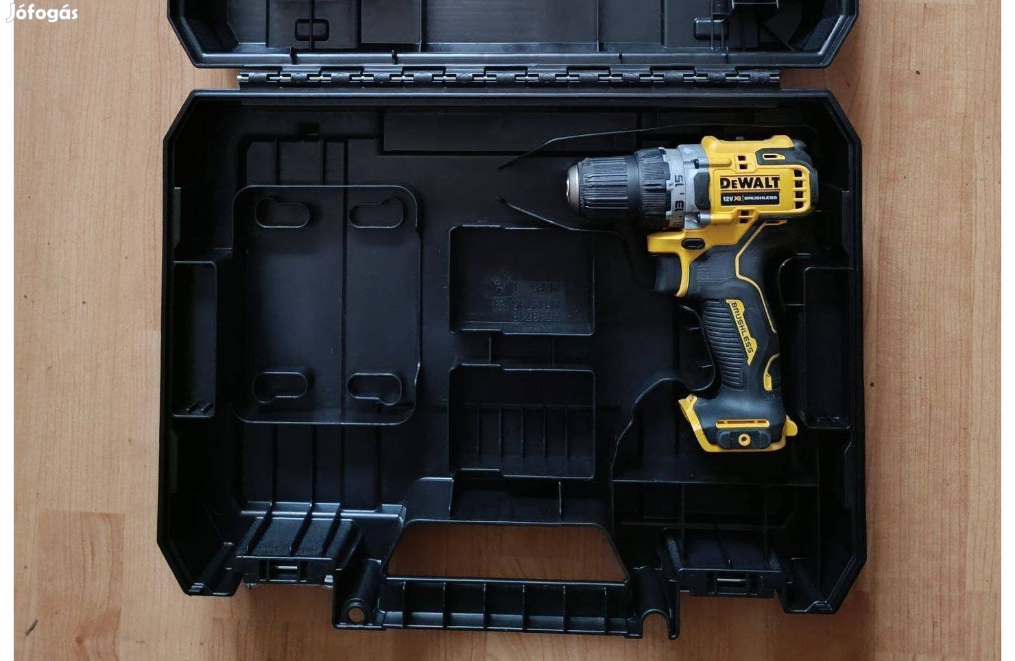 Dewalt DCD701 tip. 12V-os fúró- csavarozó géptest + koffer