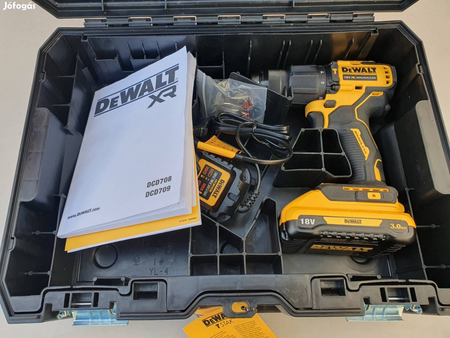 Dewalt DCD709 akkumulátoros ütvefúró-csavarozó