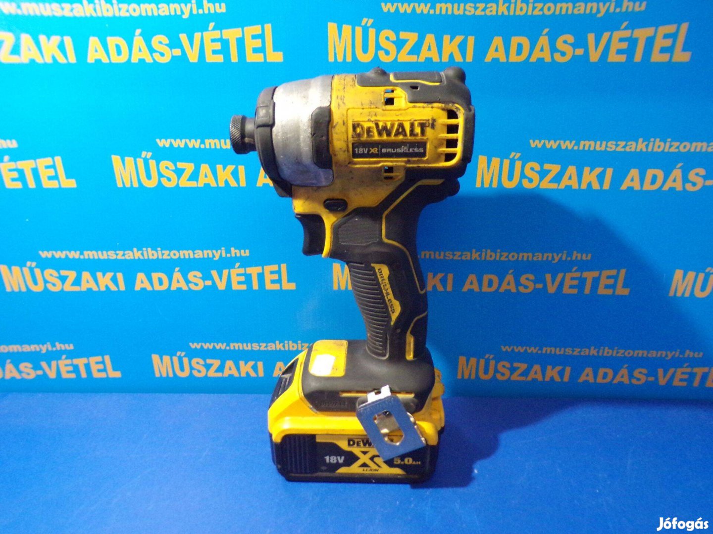 Dewalt DCF809 Ütvecsavarozó jótállással