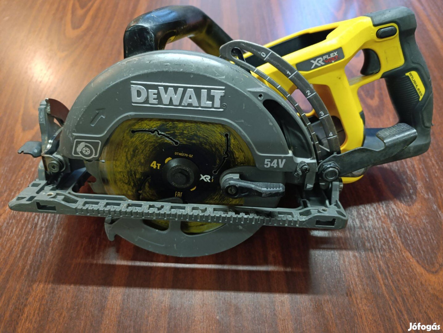 Dewalt DCS 577N-Xj akkus körfűrész 54 w