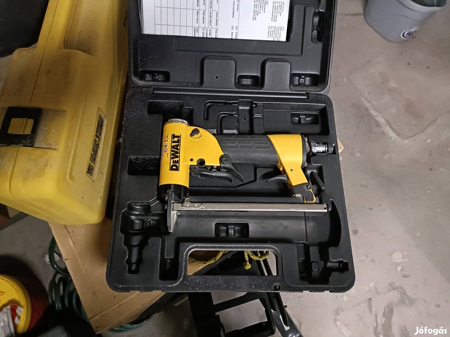 Dewalt DPS8016-xj tűzőgép eladó 