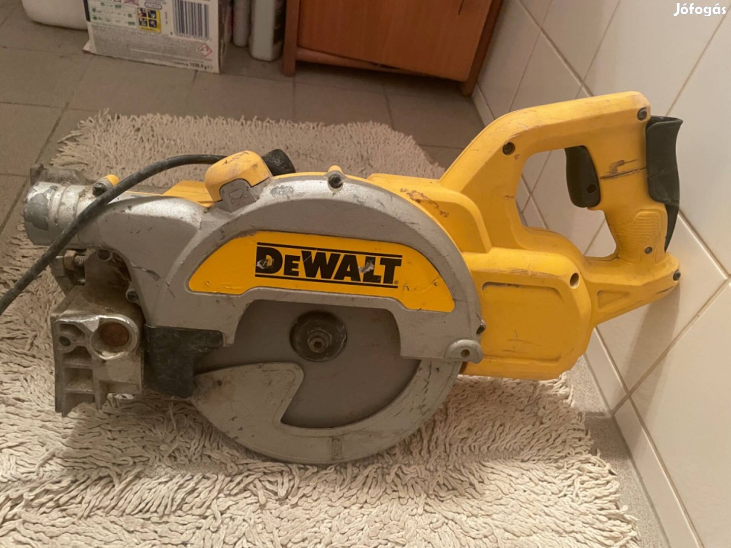 Dewalt Dws777 gérvágó