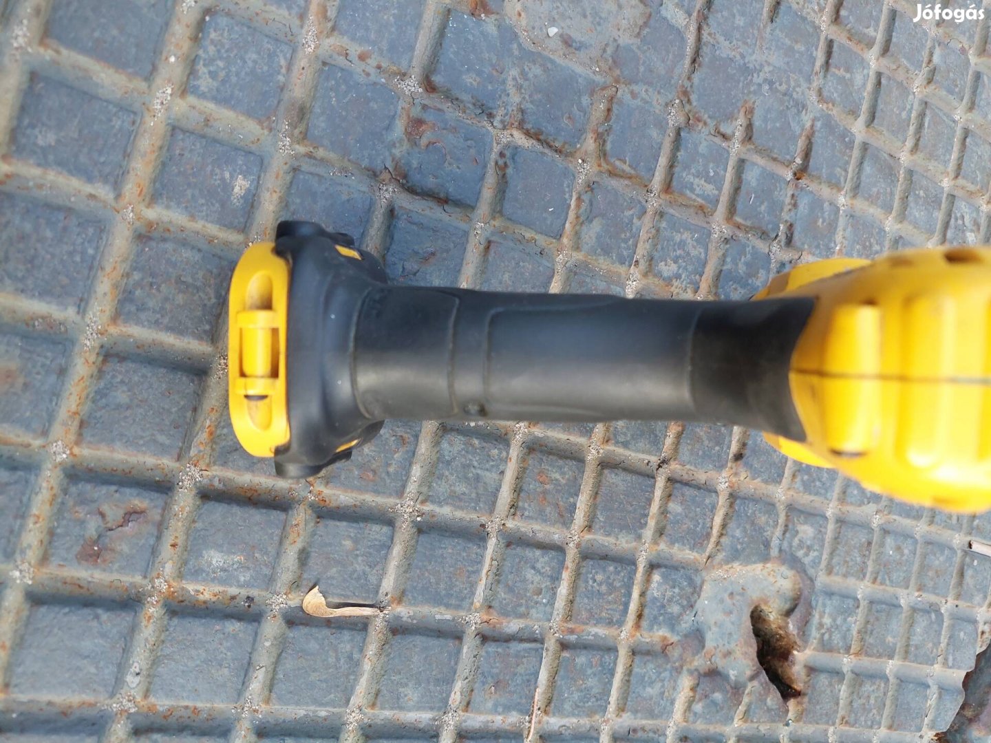 Dewalt akkus fúró csavarozó