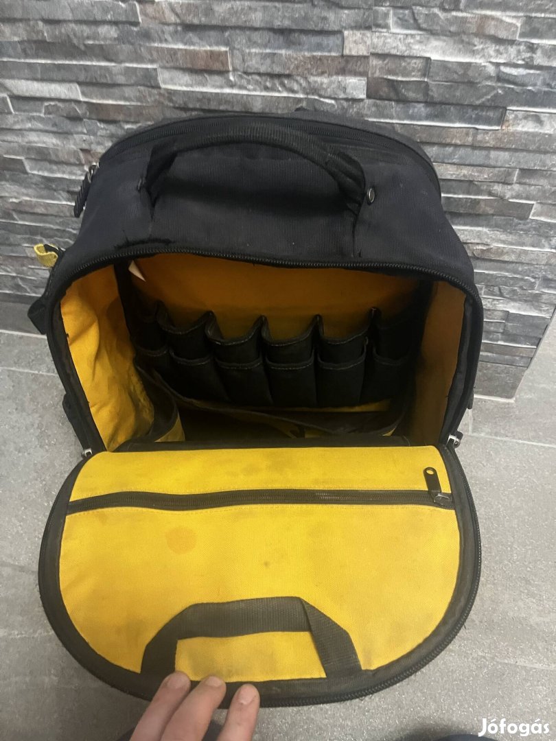 Dewalt hátizsák