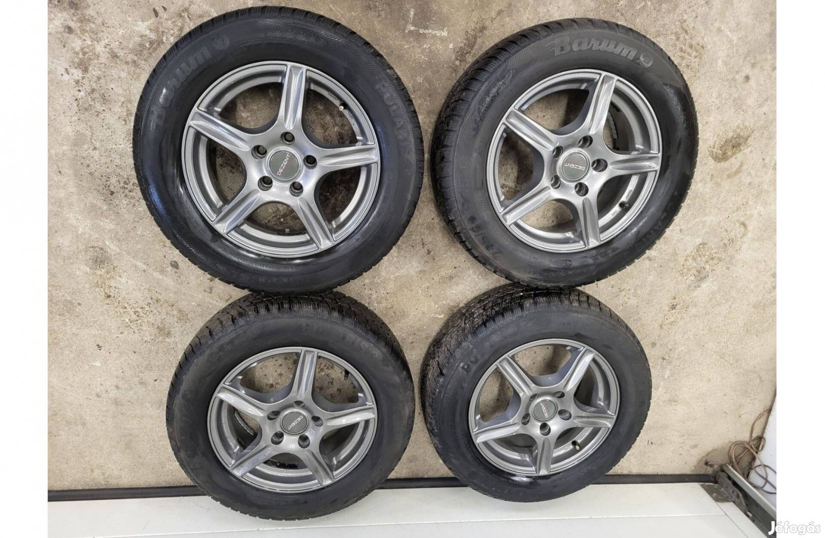Dezent 15" 5x112 alufelni garnitura 205/50 15 téligumi