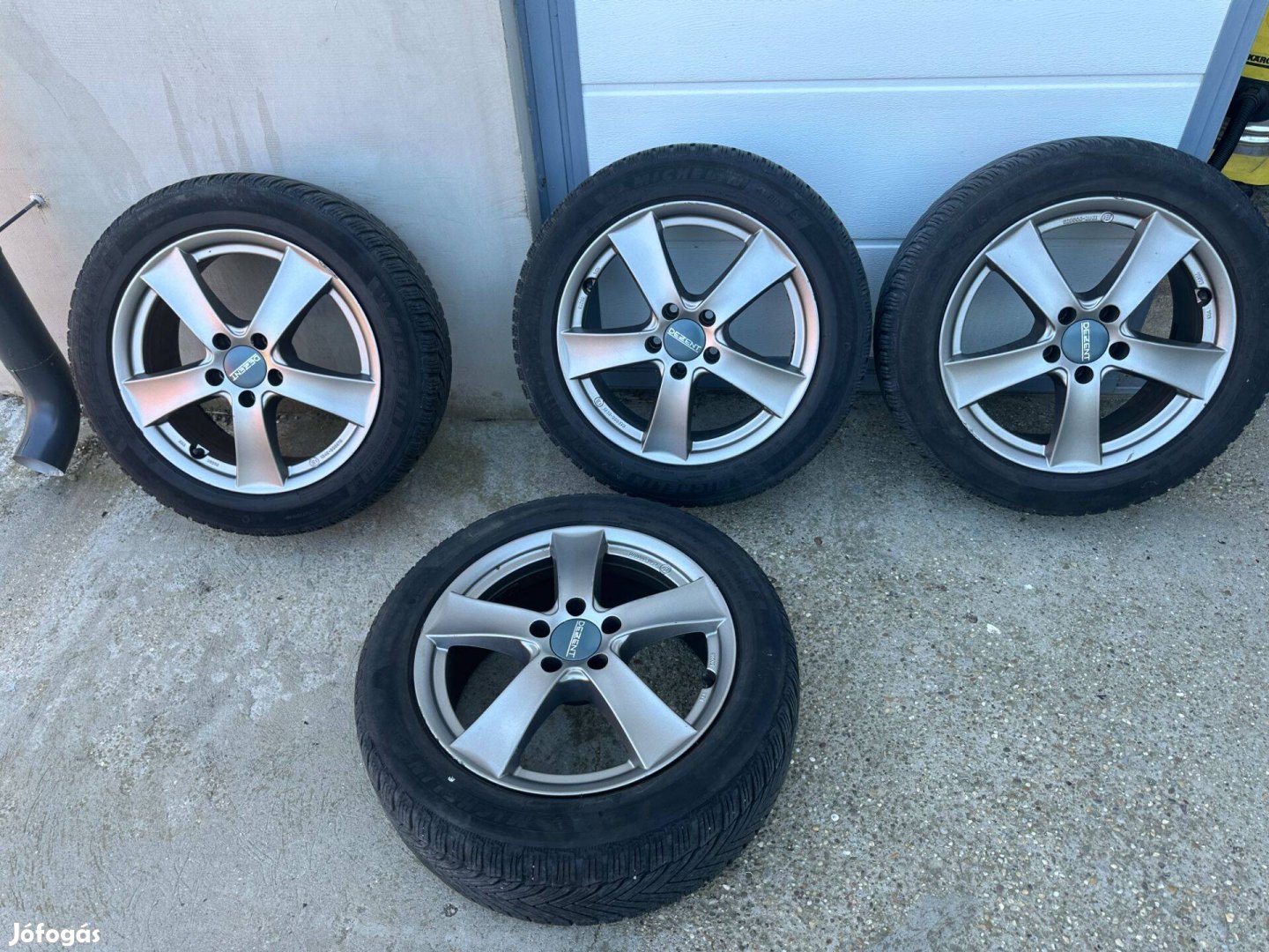 Dezent 17-es 5x112 alufelni szett eladó