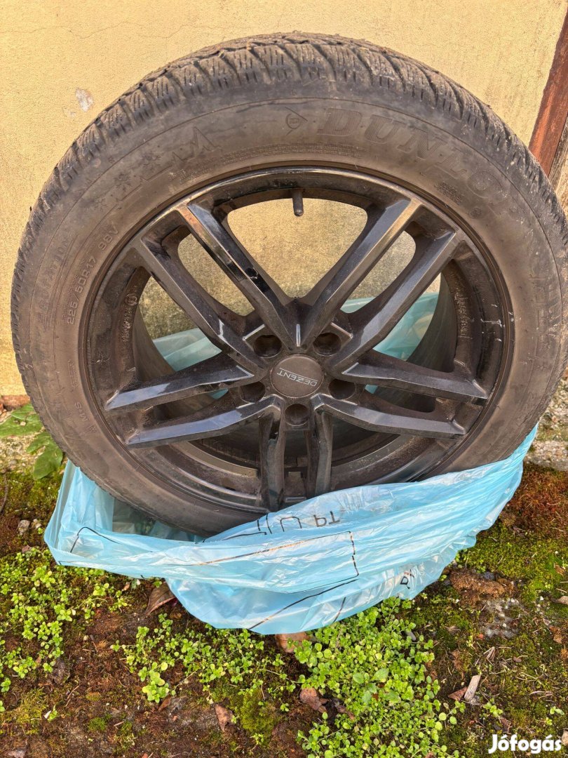 Dezent TR Black felni Dunlop téli gumi szett eladó 225/50/R17