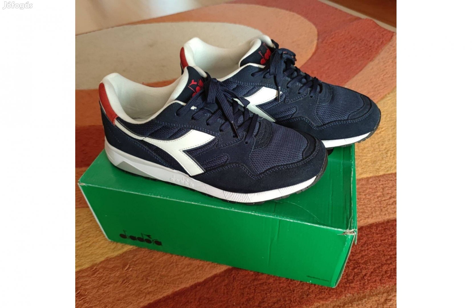 Diadora N902 sportcipő 44-es