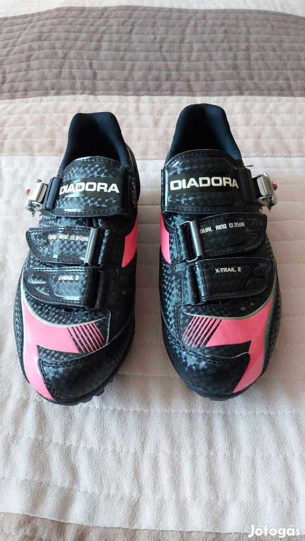 Diadora női 37-es új kerékpáros cipő eladó