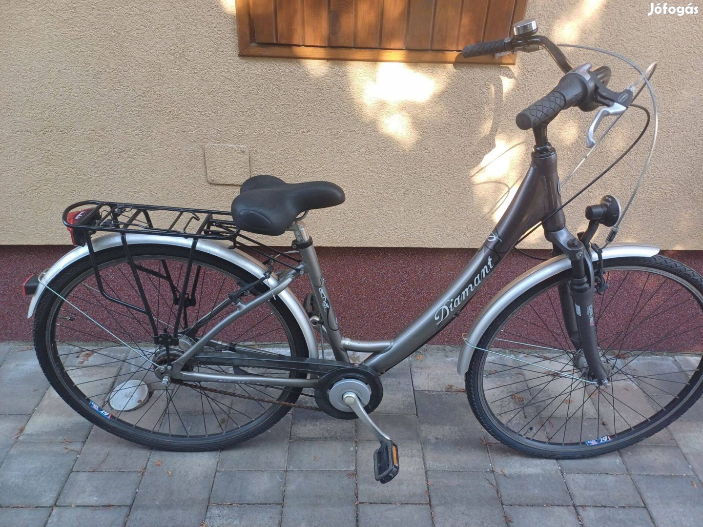 Diamant 28-as alu kerékpár eladó,posta 5000ft