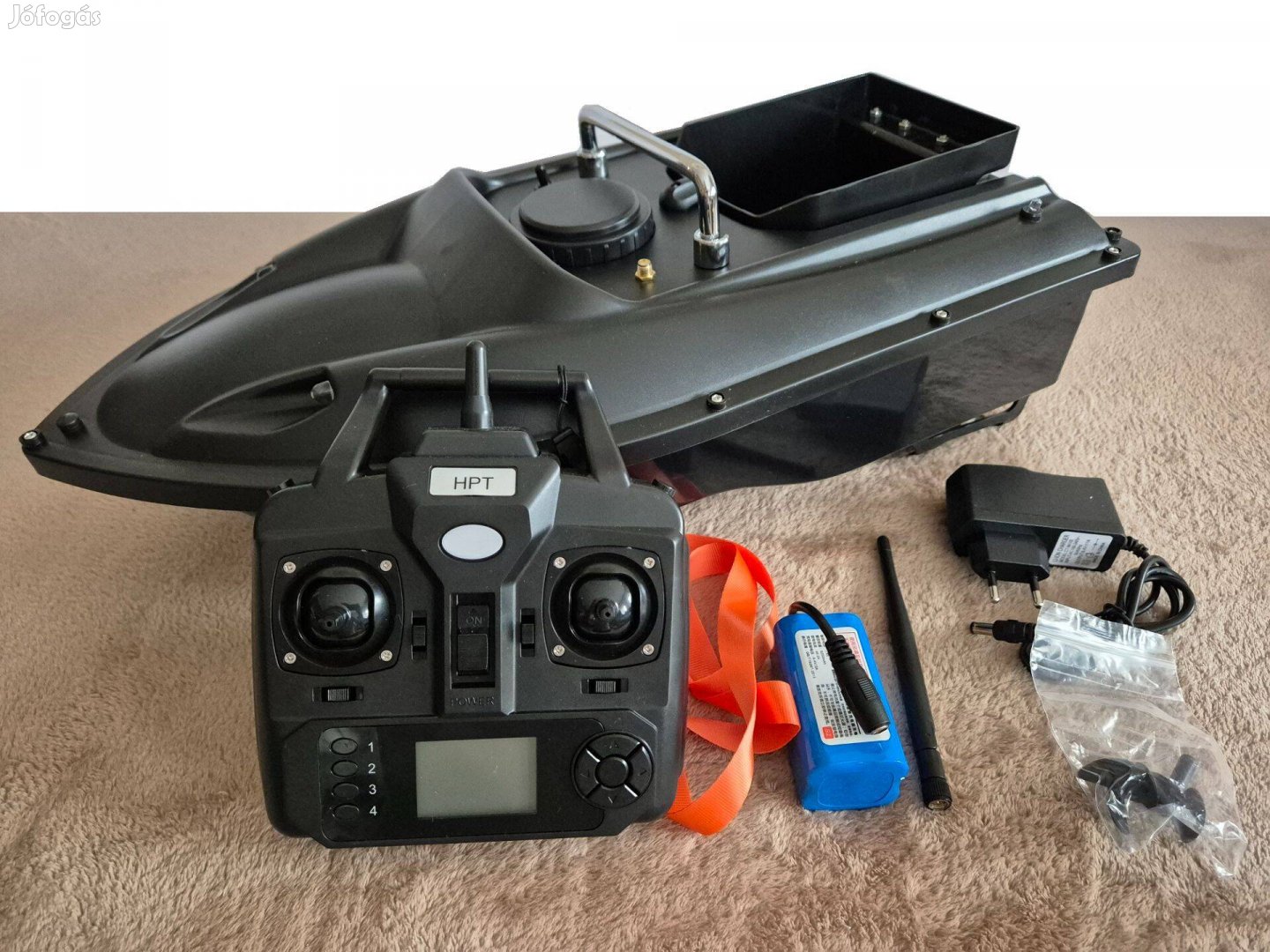 Diamondcarp Beta GPS etetőhajó - 1 év garancia