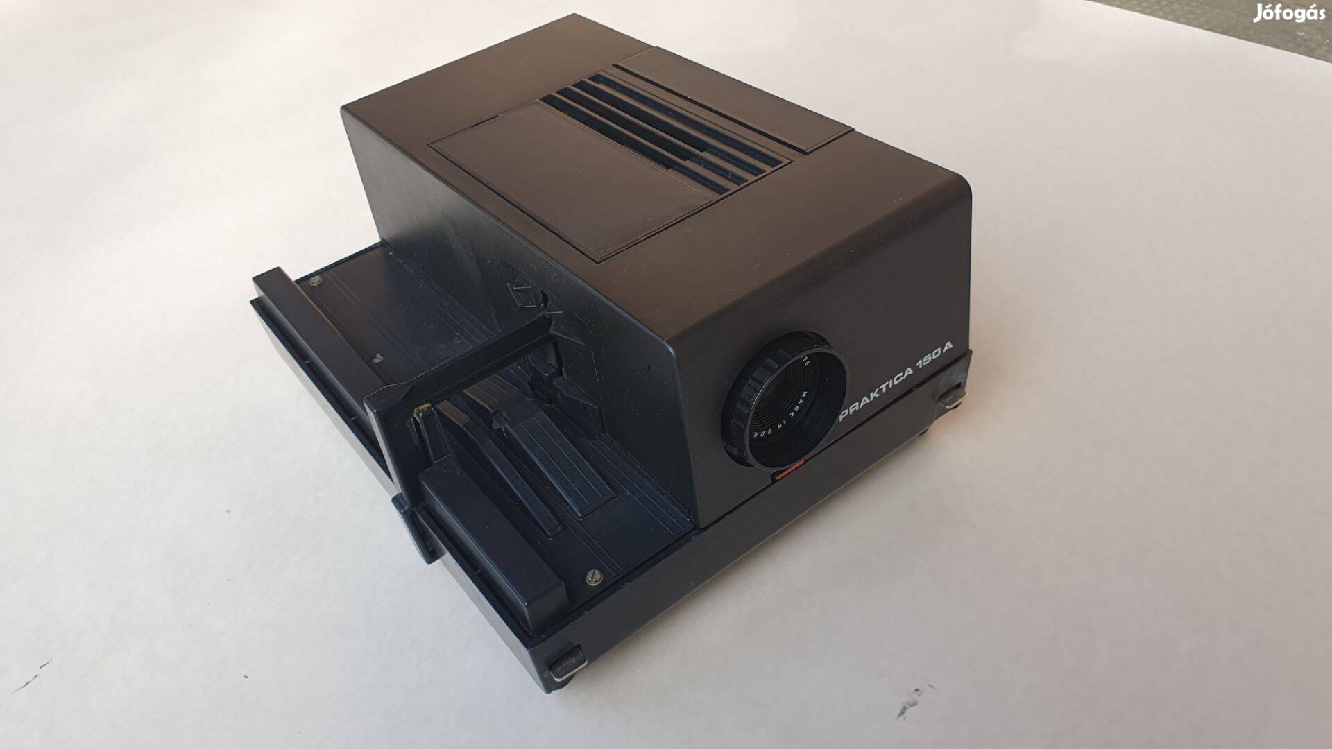 Diavetitő Praktica 150A