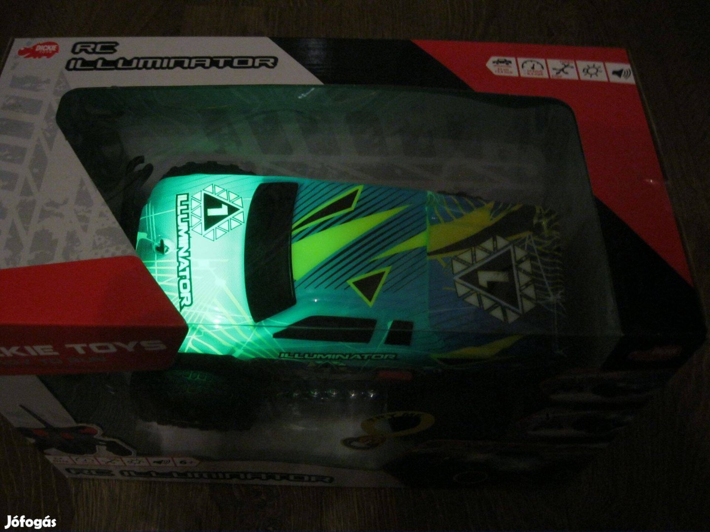 Dickie RC illuminator távirányítós autó