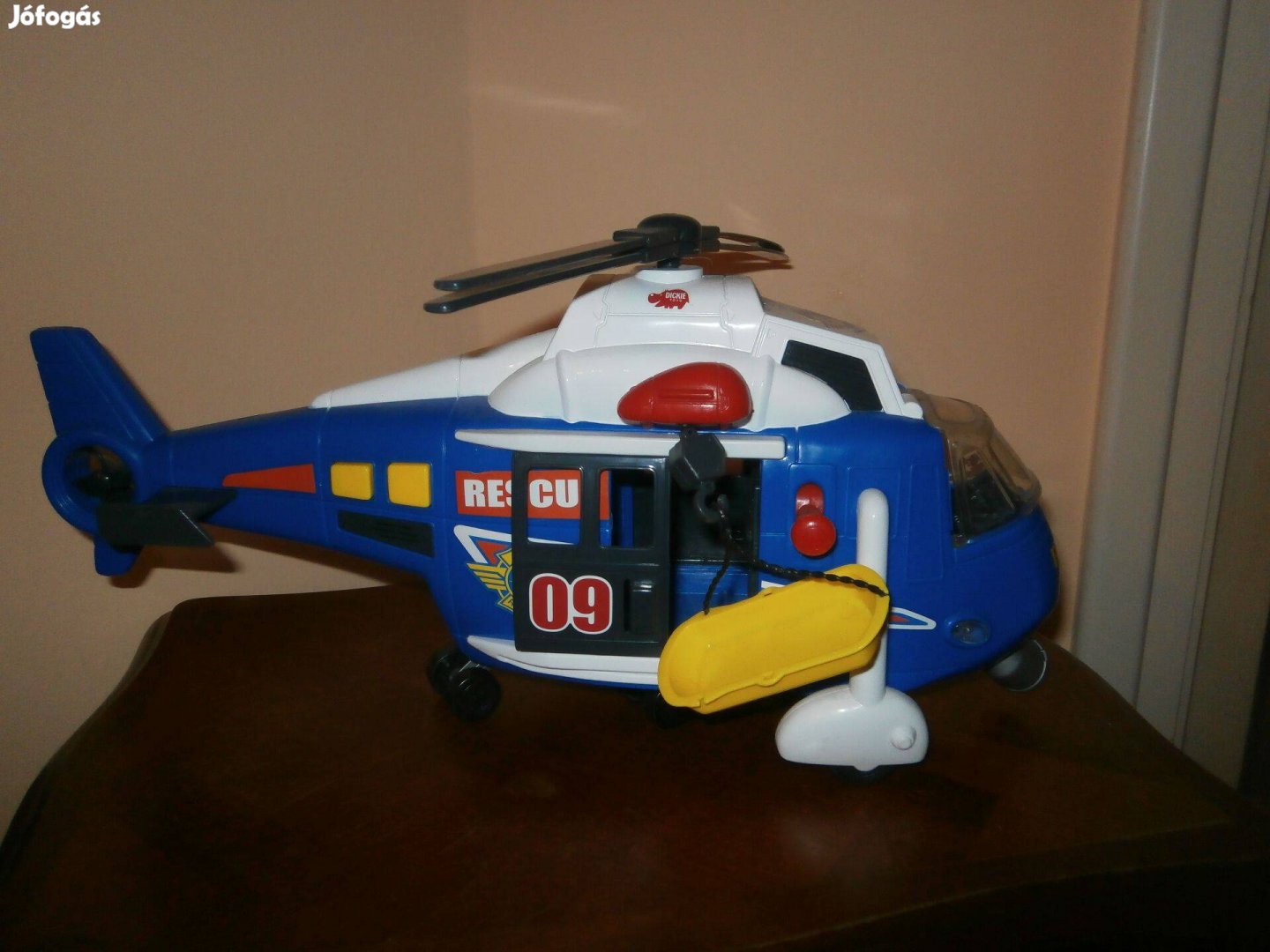 Dickie Toys Action Series mentőhelikopter - kék, fénnyel, hanggal 35cm