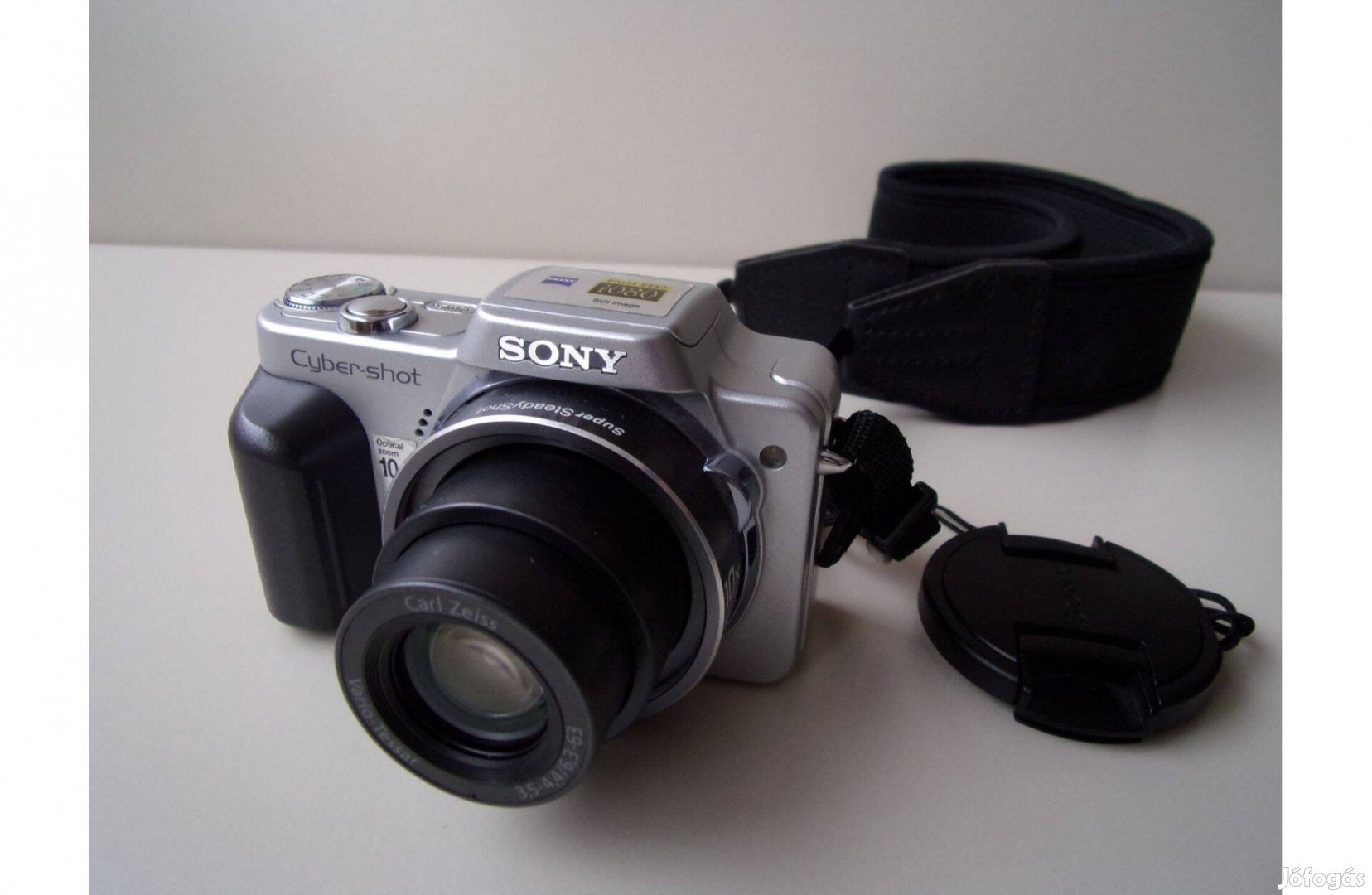 Digitális fényképezőgép ( Sony DSC-H10 )
